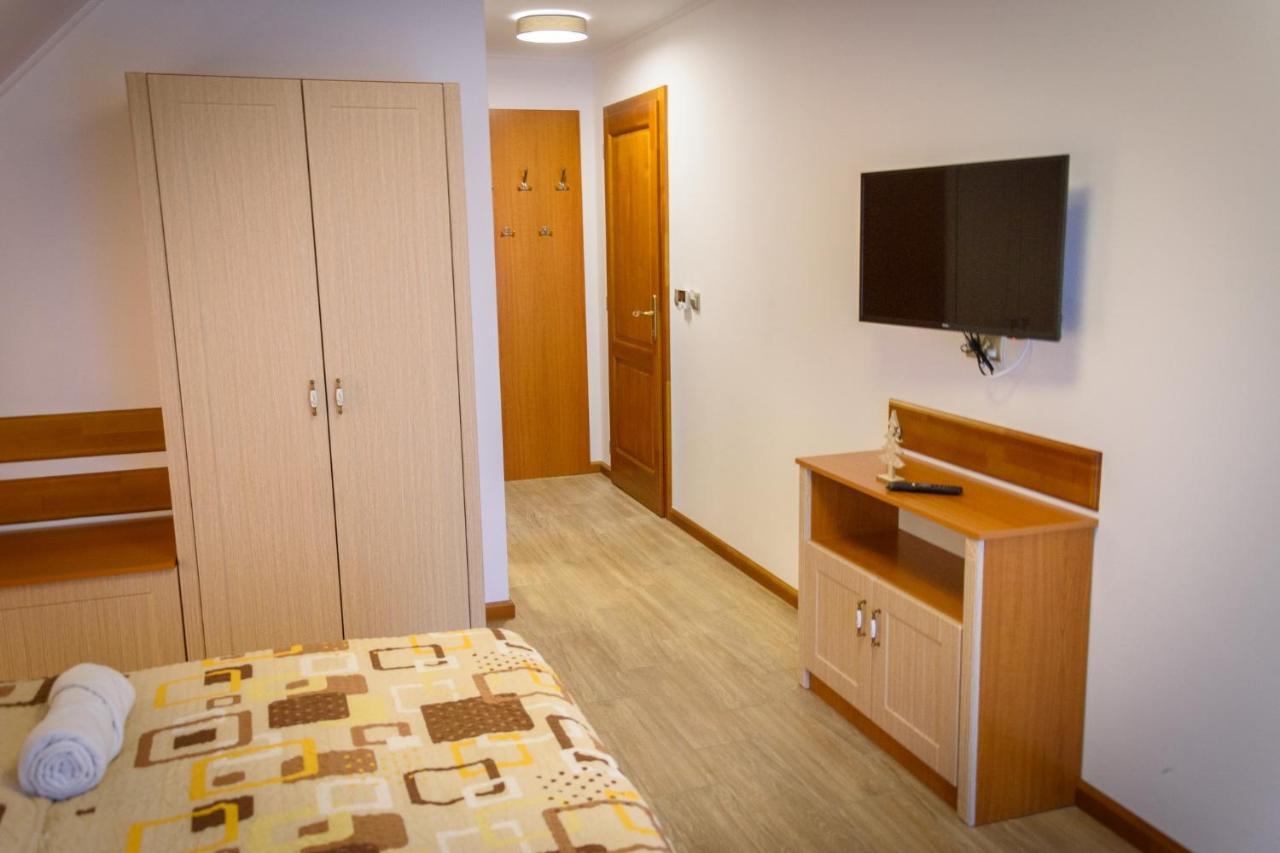 Tulipan Vendeghaz Hotel เออร์เวนเยช ภายนอก รูปภาพ